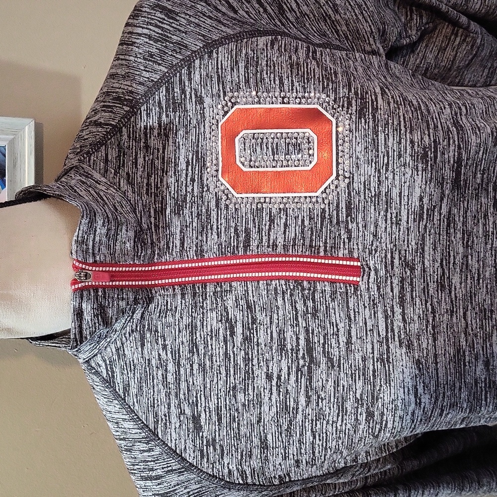 Women's Gray Quarter-Zip Top - Picture 2 of 9
